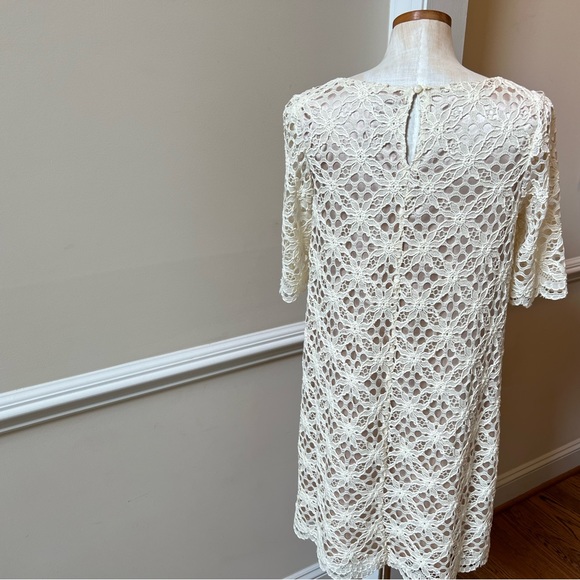JAX (Black Label) – Cream/Off White Over Tan Crochet Lace Overlay Special Dress - Picture 4 of 17
